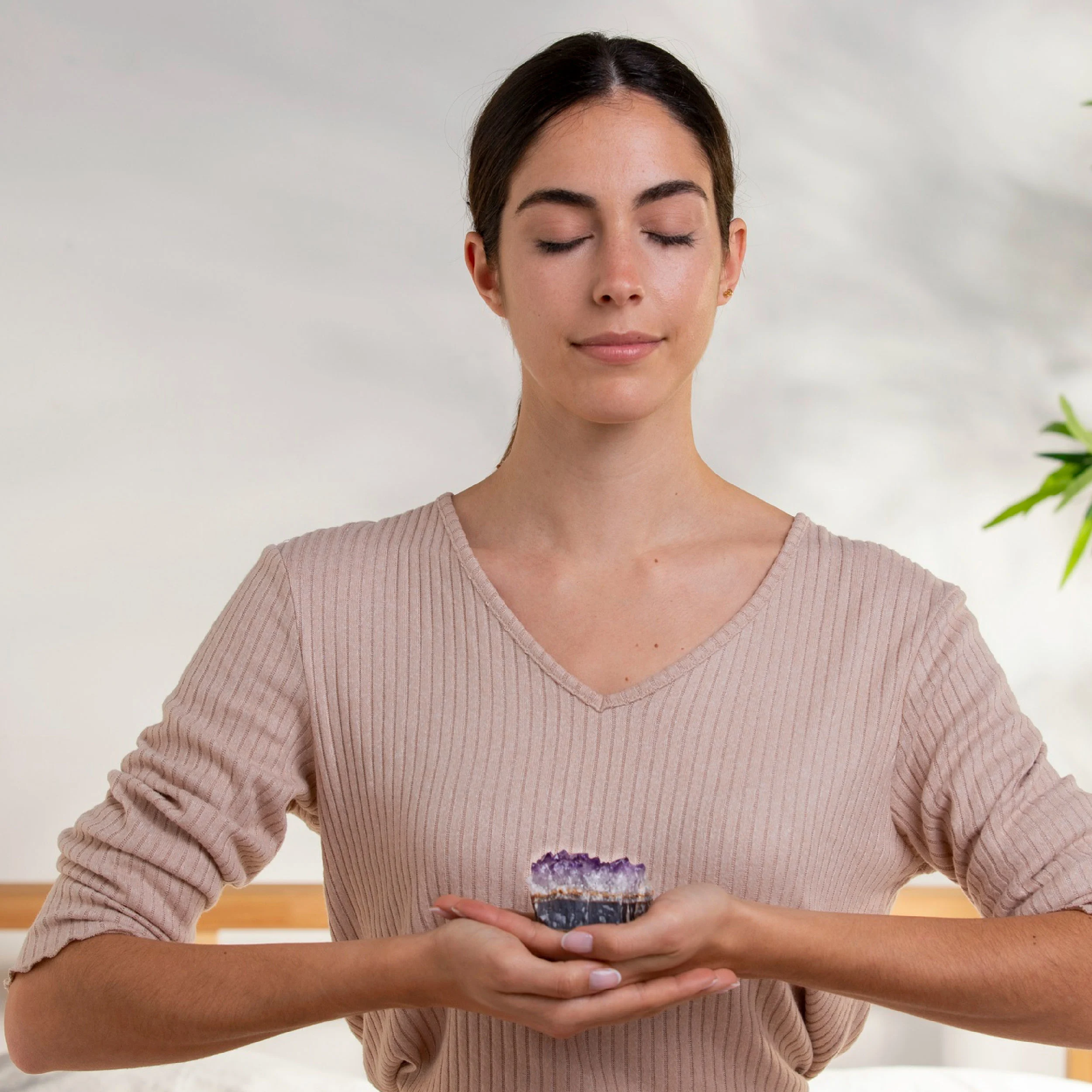 Online Crystal Healing Course